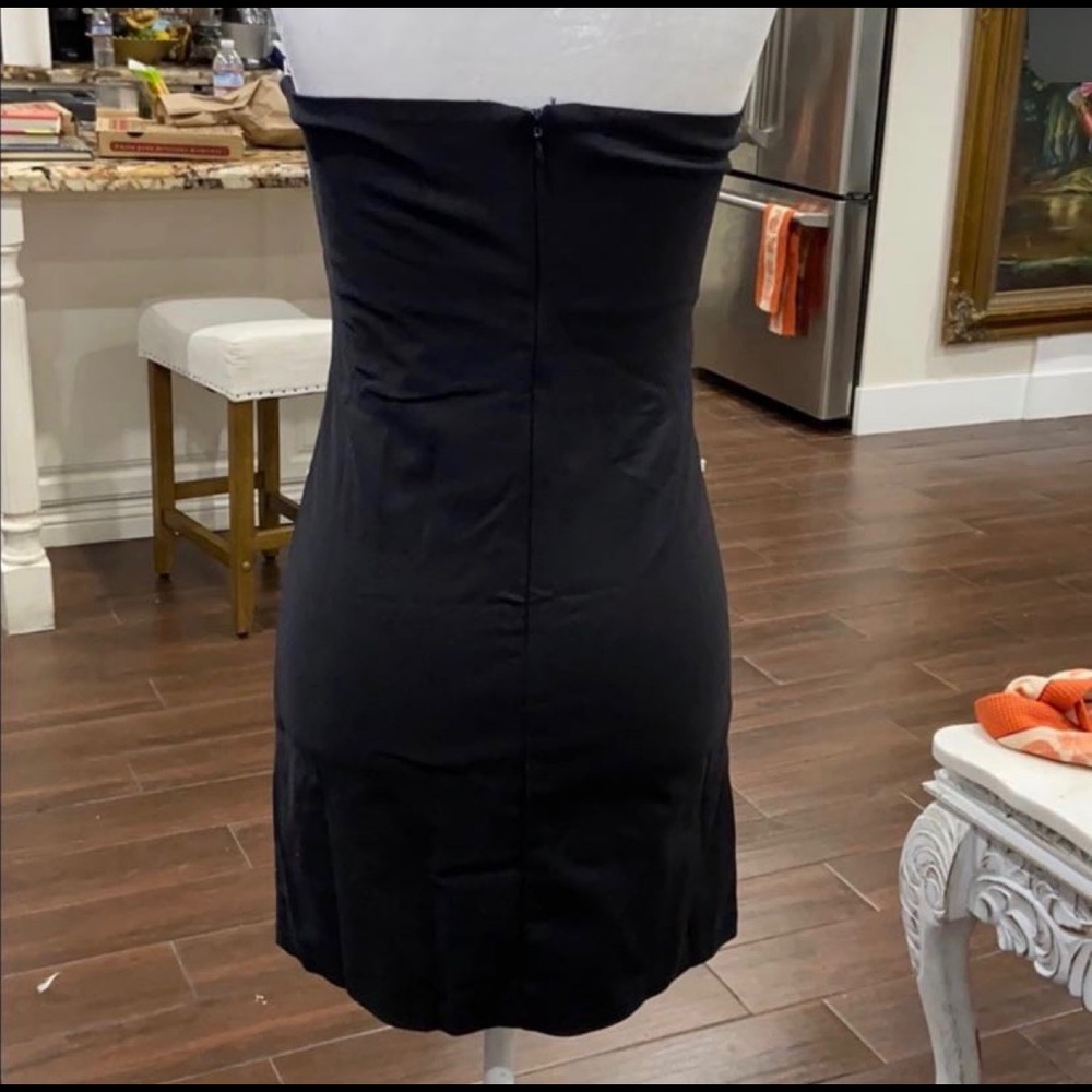 Dress - Picture 4 of 4